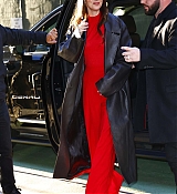 Dakota_Johnson_-_Arriving_to_TODAY_Show_in_New_York_-_February_72C_202405.jpg