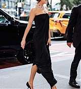 Dakota_Johnson_-_Celebrating_her_global_ambassadorship_for_Roberto_Coin2C_New_York_City_-_May_292C_2025_09.jpg