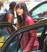 Dakota_Johnson_-_On_the_set_of__Madame_Web__in_Boston_1011202221.jpg