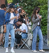 Dakota_Johnson_-_Out_in_New_York_09272021_01.jpg