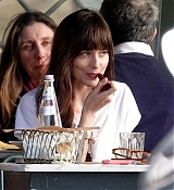 Dakota_Johnson_-_Out_in_Rome_03242024_08.jpg