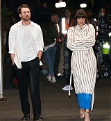 Dakota_Johnson_-_seen_at_the_movie_set_of_the__Materialists__in_New_York_May_302C_2024_19.jpg