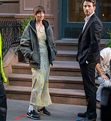 Dakota_Johnson_-_seen_at_the_movie_set_of_the__Materialists__in_New_York_May_312C_2024_20.jpg