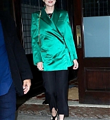 Dakota_Johnson_-_spotted_leaving_The_Greenwich_Hotel_in_New_York_City2C_0504202205.jpg