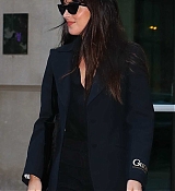 Dakota_Johnson_-_steps_out_in_all_black_Gucci_for_dinner_in_New_York_City2C_0608202204.jpg