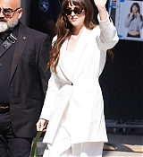 Dakota_Johnson_Arrives_at_Jimmy_Kimmel_Live_in_Los_Angeles2C_June_192C_2024_07.jpg