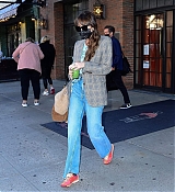 Leaving_The_Bowery_Hotel_in_New_York_City_-_October_2503.jpg