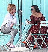 Out_In_West_Hollywood_with_Melanie_-_September_14-04.jpg